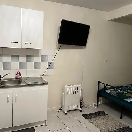 En Centre-ville 鲁瓦西昂法兰西